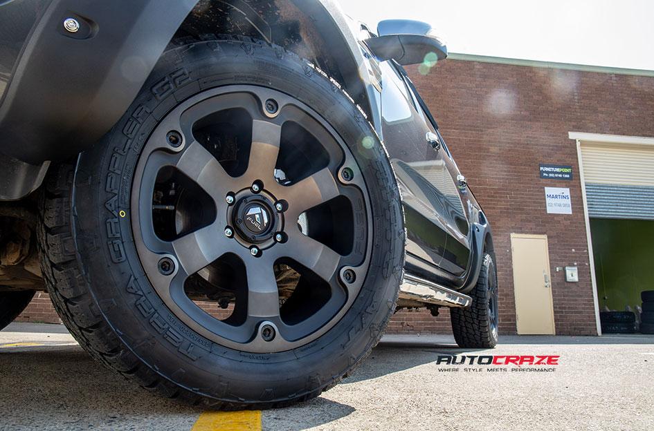 FORD RANGER BEAST BLACK MACHINED WITH DARK TINT